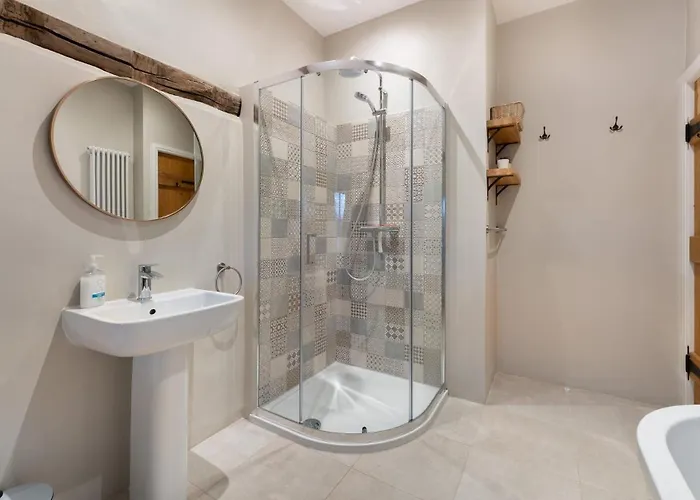 Longcroft הוקסהד