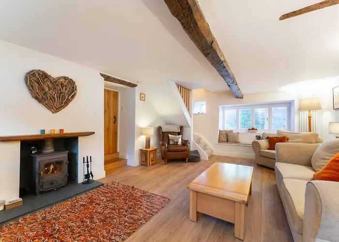 בית נופש Longcroft *