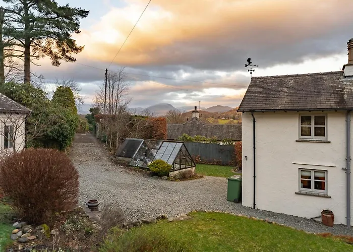 Longcroft בית נופש *