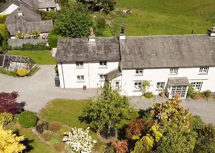 Longcroft הוקסהד